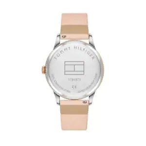 Reloj Tommy Hilfiger con correa de piel rosa Reloj Tommy Hilfiger con correa de piel rosa y caja de acero inoxidable, ideal para un estilo elegan.